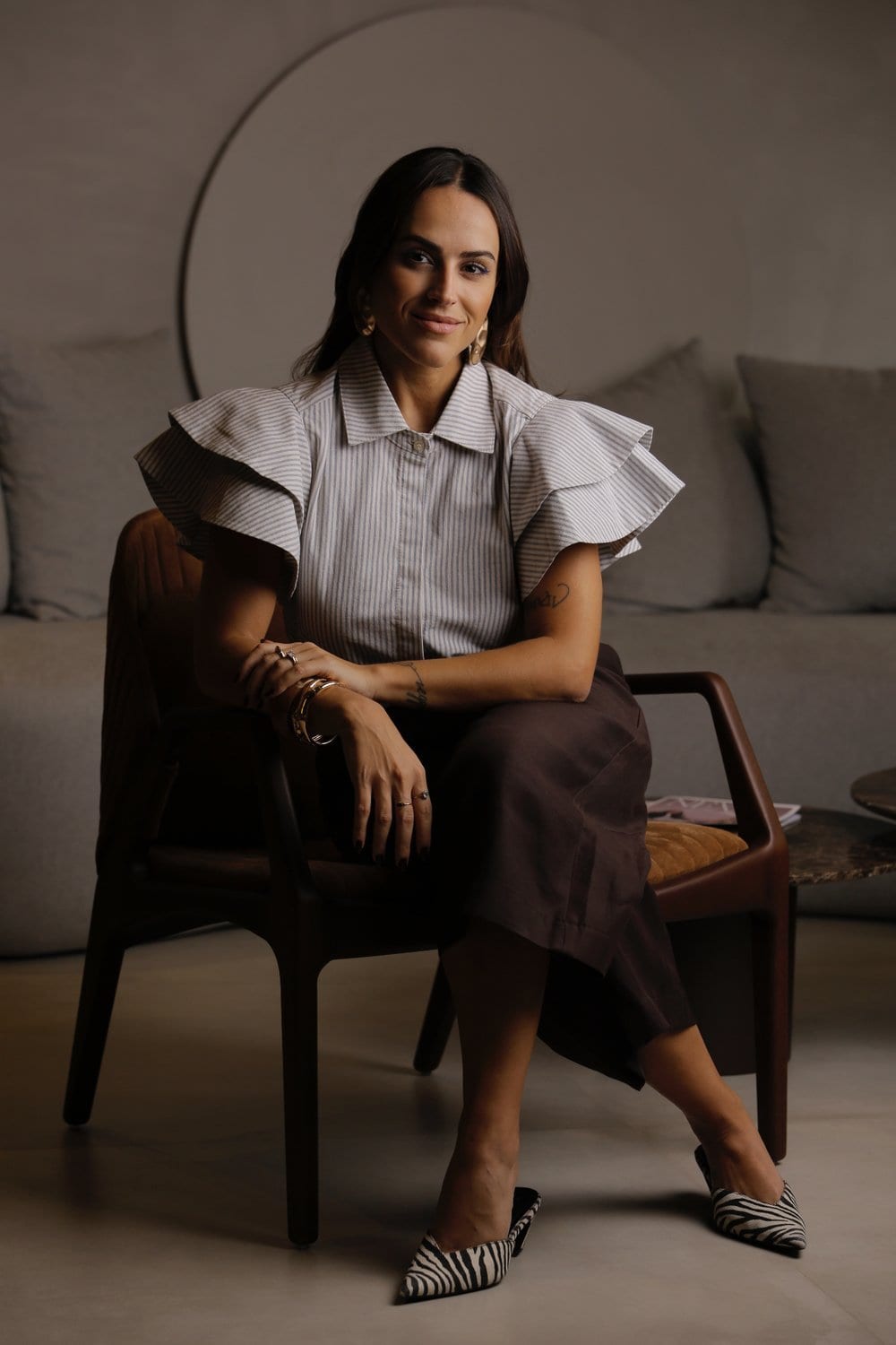 Gi Pirozzi, fundadora da Giology, em retrato no estúdio